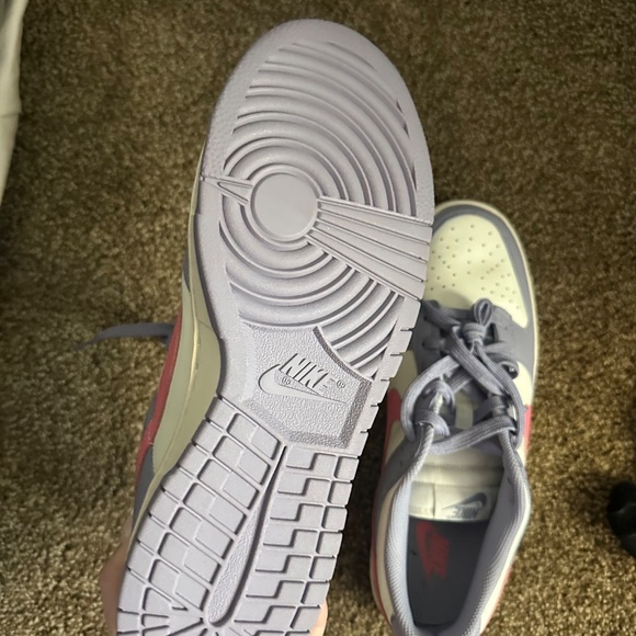 New Nike Low Dunks - Picture 2 of 3